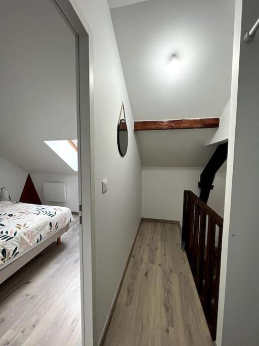 Le Duplex Tout Confort Bressuire Exterior foto